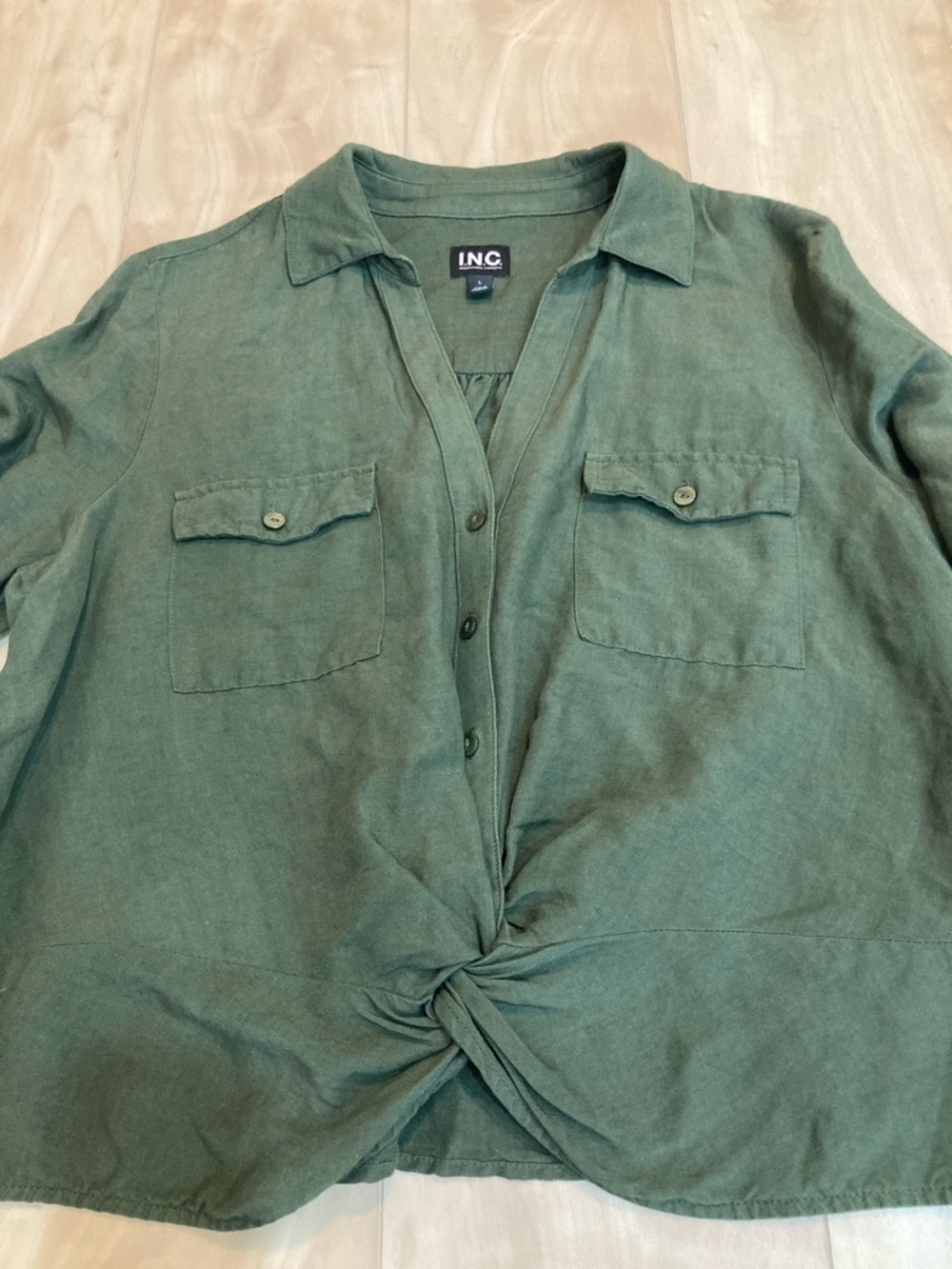 Linen blend twist blouse - Picture 2 of 11